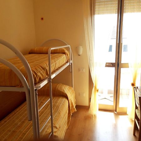 לידו די קאמאיורה Hotel Mariani מראה חיצוני תמונה